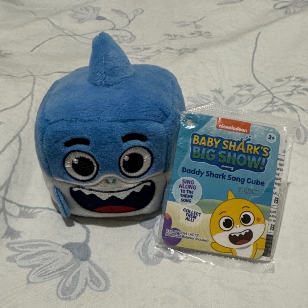 🧸 Pinkfong Baby Shark Song Cube